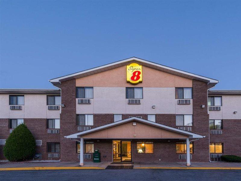 Hotel Super 8 By Wyndham Front Royal Exterior foto